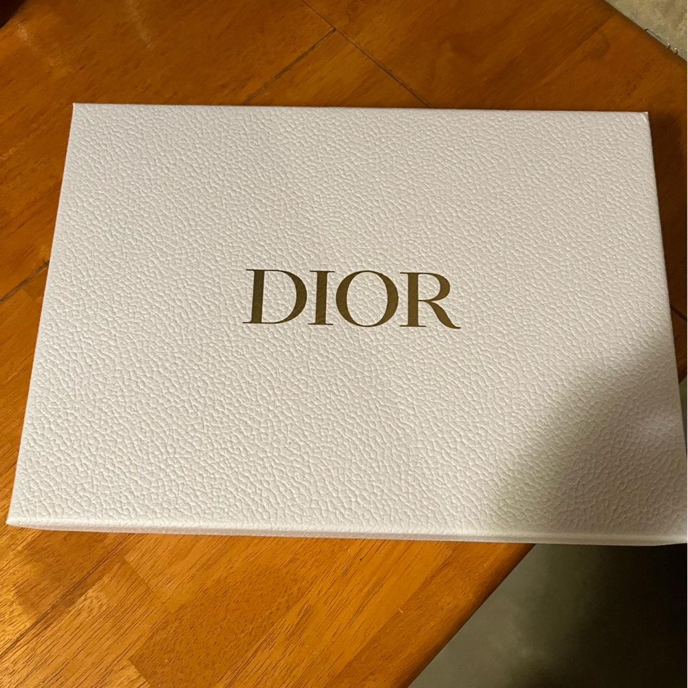 Dior gift box